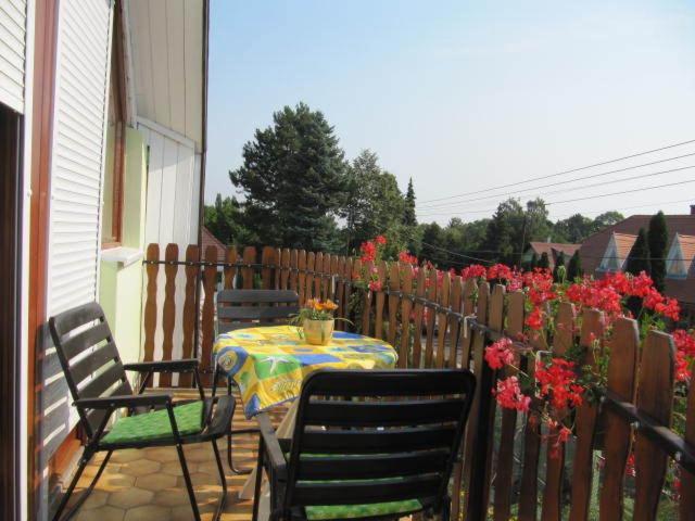 Andrea Apartmanhaz บาลาตองโยรอค ห้อง รูปภาพ