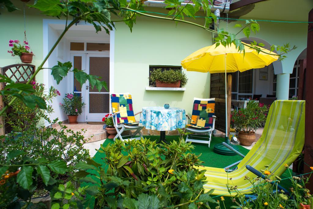Andrea Apartmanhaz บาลาตองโยรอค ภายนอก รูปภาพ